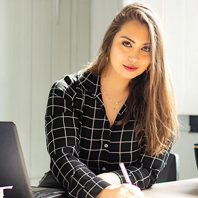 Porträt der Lehrkraft Sarah Wagner